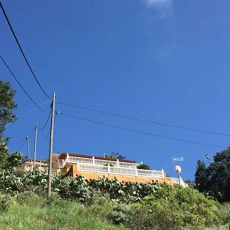 Casa Roja Kır Evi Vallehermoso